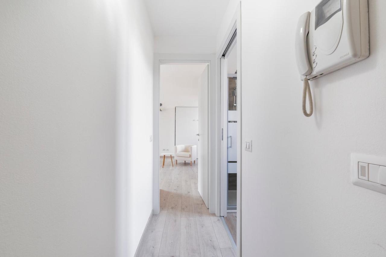 Maciachini Renovated Studio! 밀라노 외부 사진
